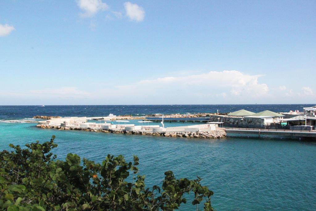 Ocean Sky Apartments Willemstad Zewnętrze zdjęcie